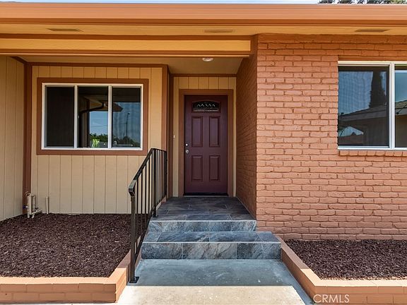 4th image of 698 Roberts Ct