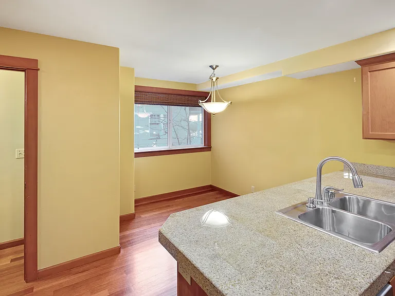 518 NE 70th St — Photo 5