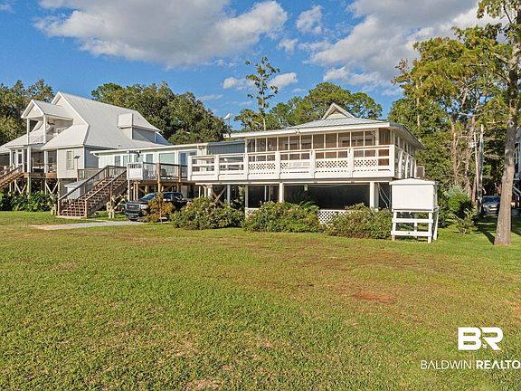 3rd image of 8959 Shore Dr