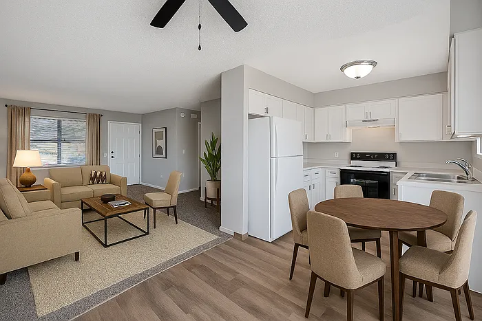 2 bed, 1.0 bath, 900 sqft, $1,550 — Photo 3