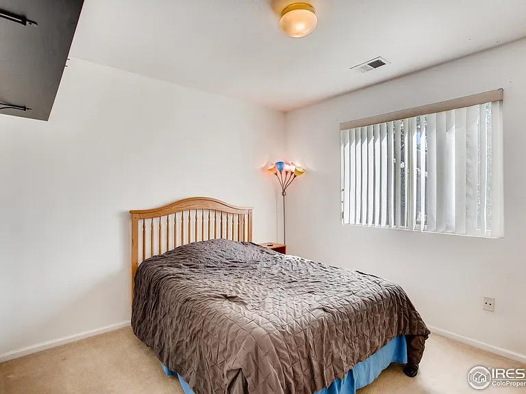 1126 Lochmore Pl — Photo 24