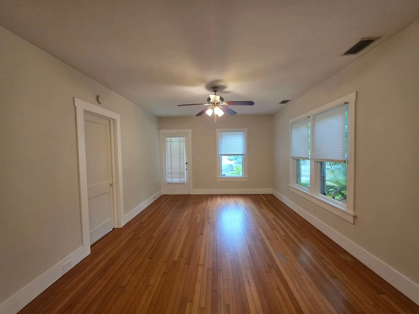 Classic Gulfport Farmhouse — Photo 3