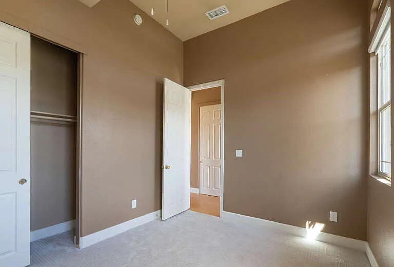 2621 Mysin Way — Photo 16