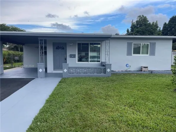 661 SW 67th Ter, Pembroke Pines, FL 33023