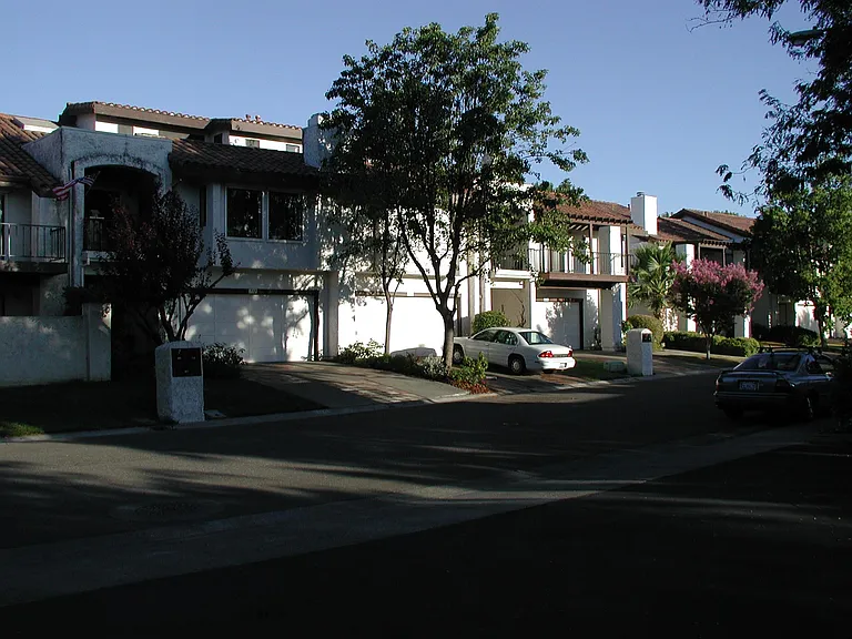 Sunset Villas HOA neighborhood