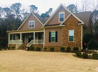 30 W Banbury Rd, Zebulon, NC 27597