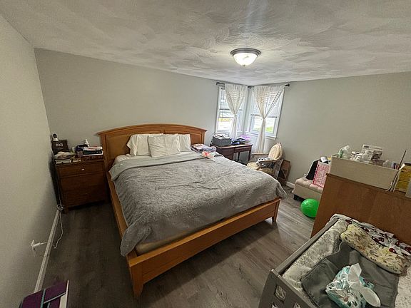 4th image of 8 Lanesboro Rd APT 3