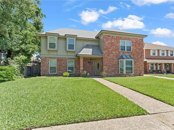 24 Yosemite Dr, New Orleans, LA 70131