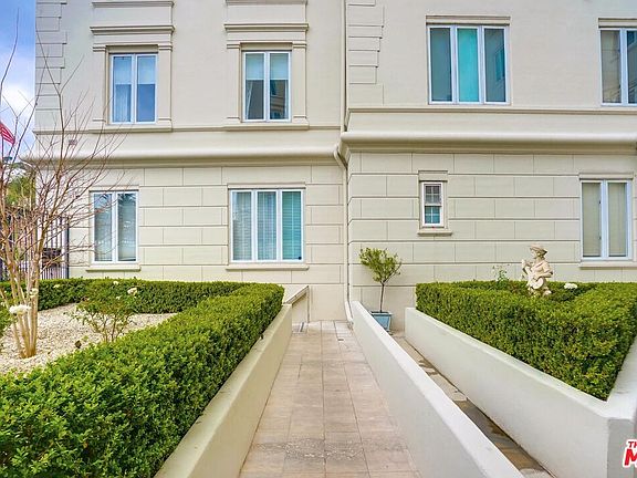 4th image of 1424 N Crescent Heights Blvd Unit 18