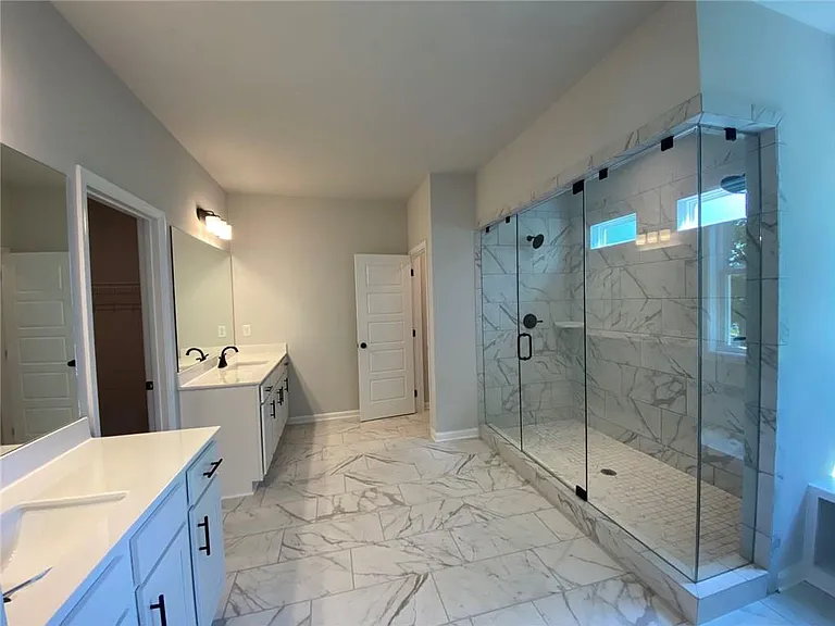 5037 Silver Fox Trl — Photo 23