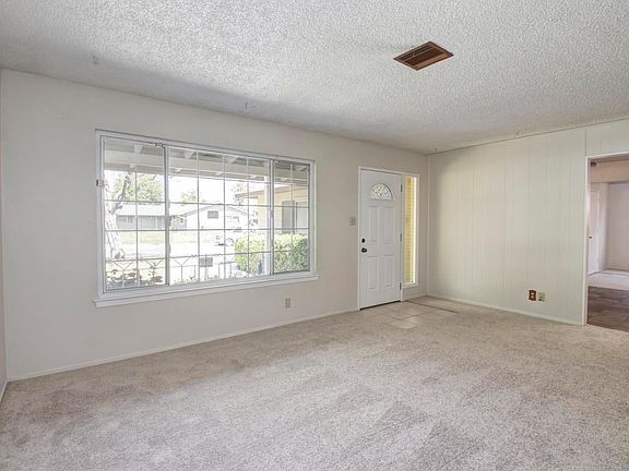 5th image of 4600 Willowward Cir