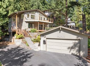 2035 West Lake Sammamish Parkway SE, Bellevue, WA 98008