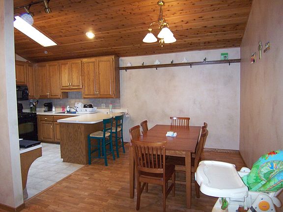 Dining Room & Kitchen