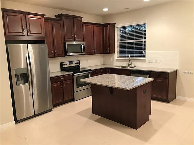 3802 Brighton Park Cir — Photo 4