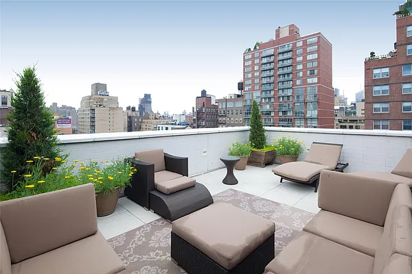 Rented by Douglas Elliman | media 8