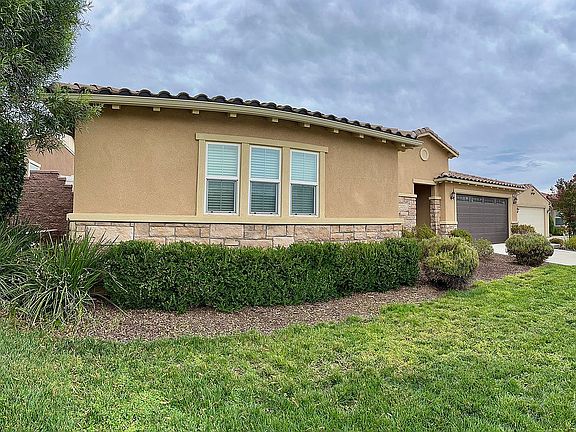 2nd image of 30121 Alfalfa Ln
