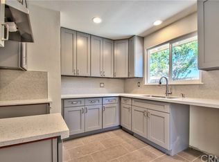 544 W Van Koevering St, Rialto, CA 92376