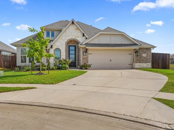 1958 Snowball Ln, Red Oak, TX 75154