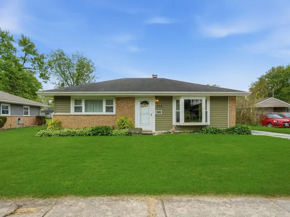315 Sauganash St, Park Forest, IL 60466