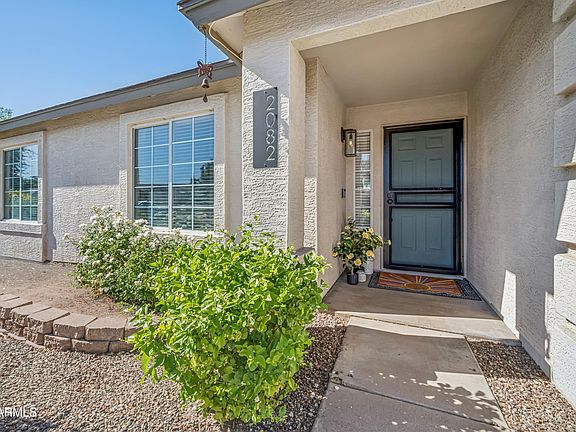 3rd image of 2082 E SAN TAN Court