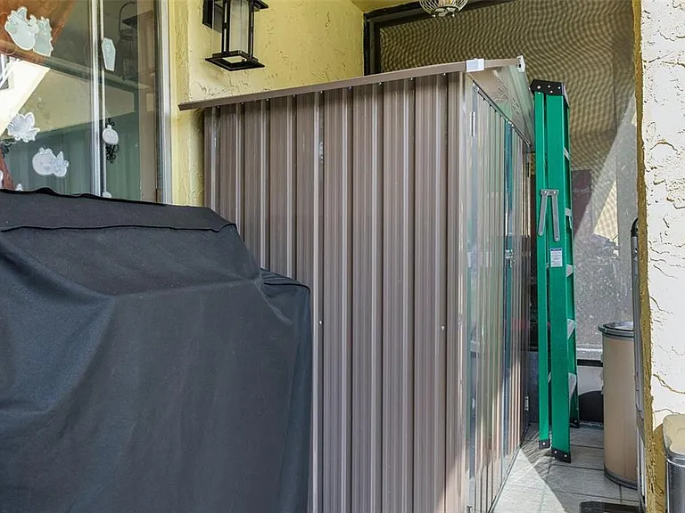 7501 Dolonita Dr #7501 — Photo 22
