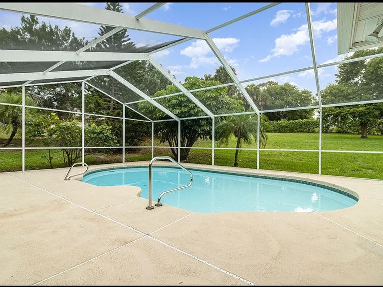 4325 S Tropical Trl — Photo 9