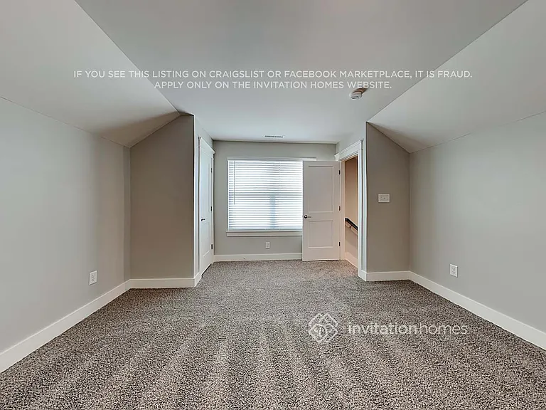 150 Habersham Ct — Photo 16