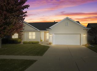 2274 Chase Ln, Normal, IL 61761