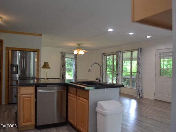 2nd image of 1505 Add Stafford Rd