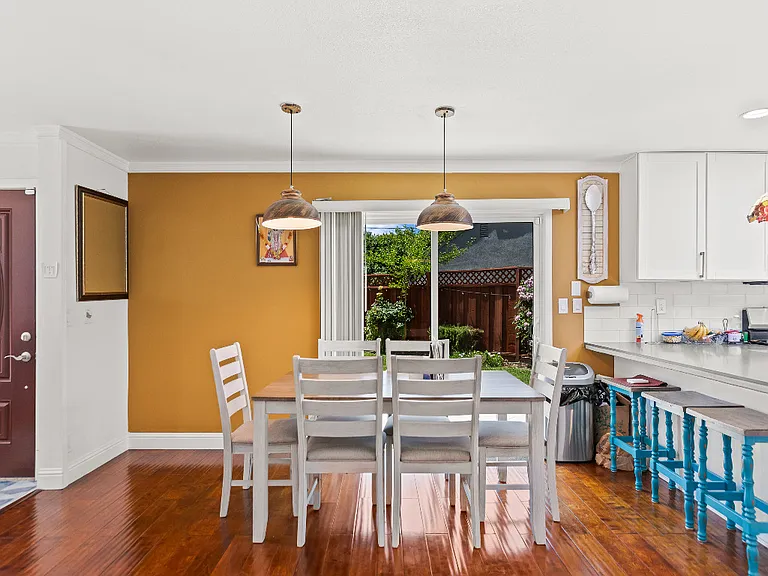 5947 Southmont Ct — Photo 9