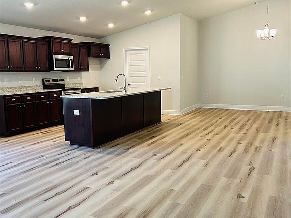 4th image of 12074 Emerald Heights Ln #15C