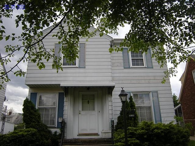 1st image of 11913 Brighton Ave