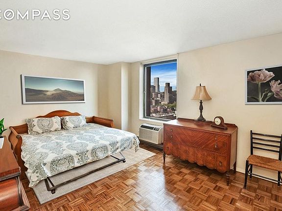 5th image of 1641 3rd Ave APT 16G