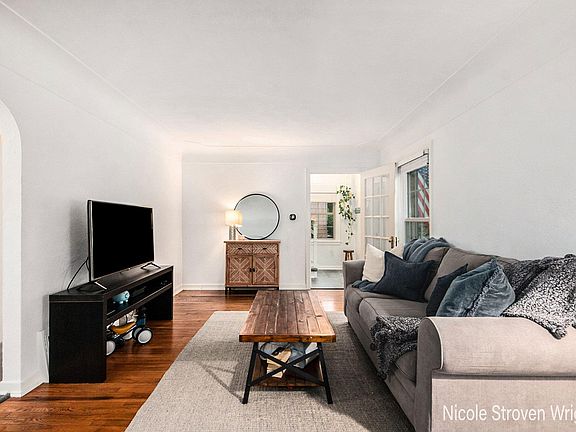 4th image of 862 S Ottillia St SE