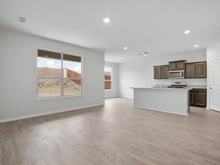 2220 Barnwell Dr — Photo 6