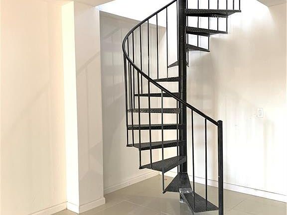 5th image of 826 55th St #4