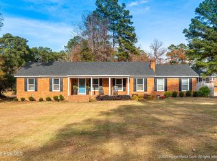 102 Longwood Dr, Pinetops, NC 27864