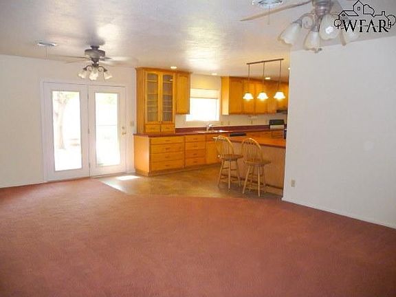 2nd image of 5504 Montague Dr