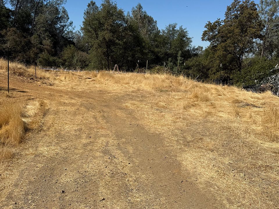 40x80 lot with RV hookups water,electric and wasted