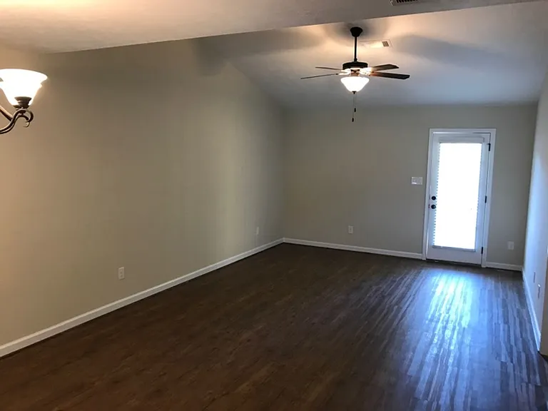 149 Yucca Ct — Photo 6