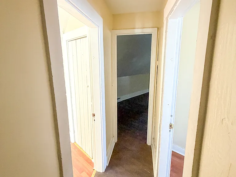160 Brackett St — Photo 11