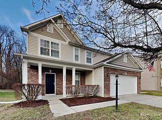 2870 Parkview Dr, Columbus, IN 47201