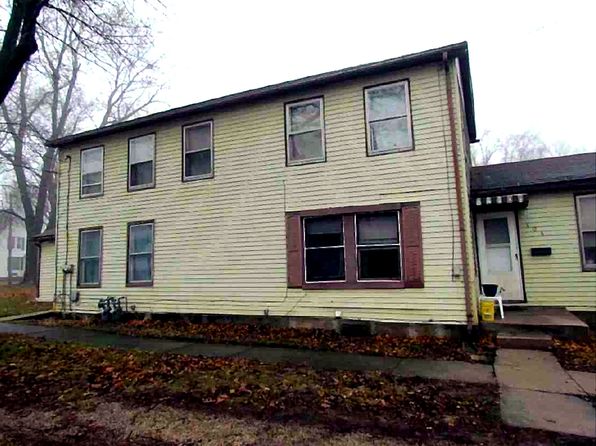 104 E Fulton St