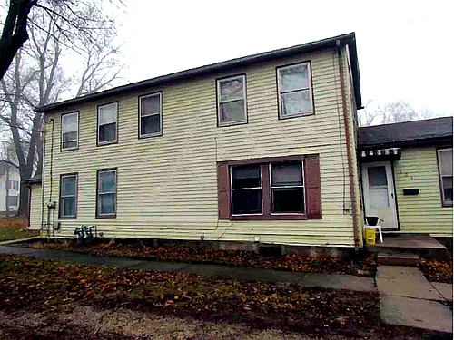 104 E Fulton St Photo 1