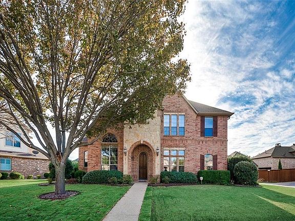 2nd image of 717 Windsong Ln
