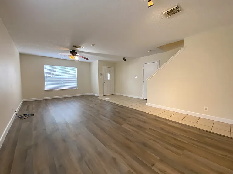 8802 Bridgefield — Photo 11