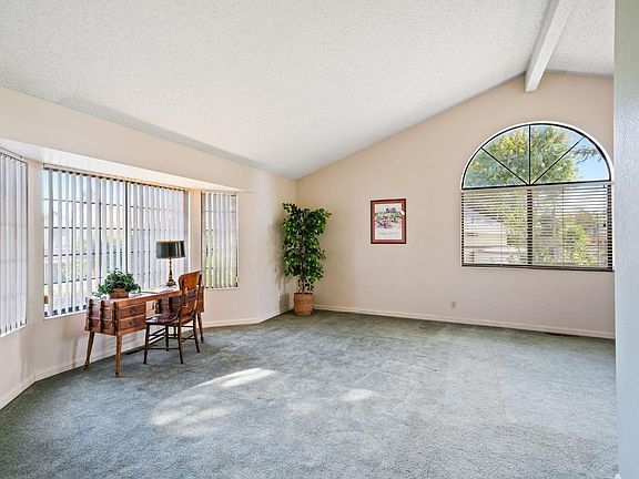 4th image of 124 Luann Court