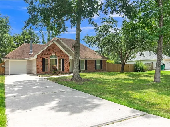 1247 Molitor St, Mandeville, LA 70448