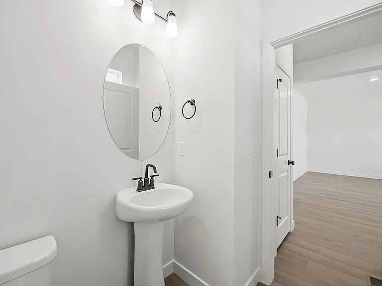 882 W Caroline Dr — Photo 62