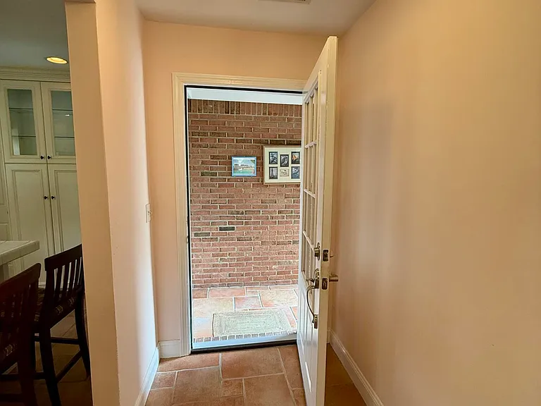 67 Dogwood Dr — Photo 4